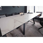 Grande table en céramique effet marbre 180-260 cm