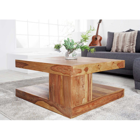 Table basse carrée originale en bois massif