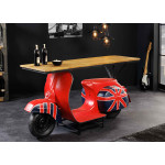 Vespa multicolore et table de bar