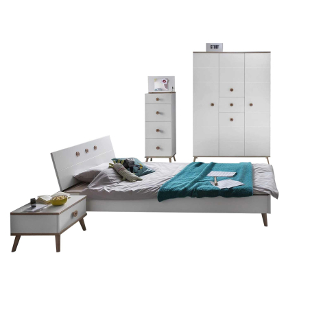 Mobilier de chambre enfant de style scandinave blanc et chêne