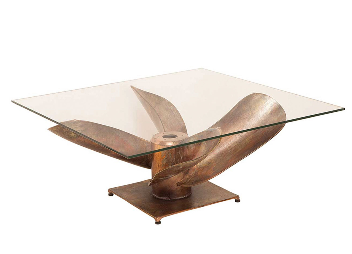 Table basse originale socle hélice de bateau et plateau en verre carré 85 cm