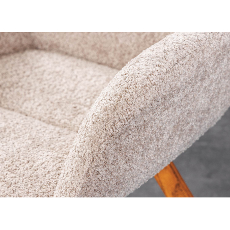 Qualité et détail de la chaise en tissu bouclé