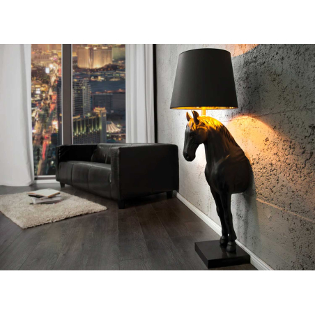 Lampe au sol cheval noir en résine et abat-jour noir et doré