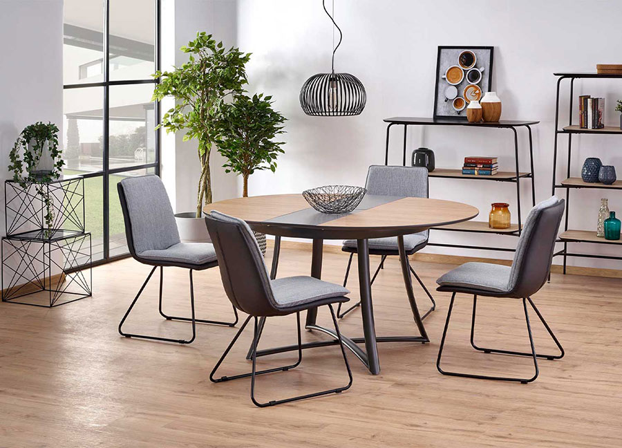 https://www.novomeuble.com/img/cms/HALMAR/table-ronde-avec-allonge-papillon-et-chaises-design.jpg